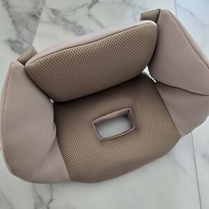 Cybex Callisto G 360 Infant Insert - Beige